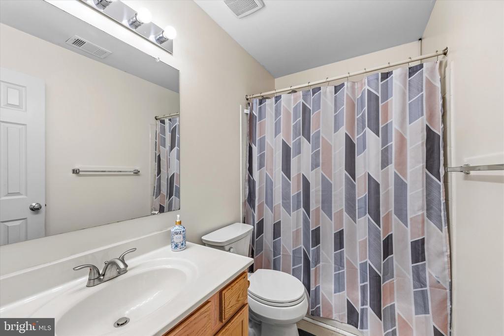 20414 COOL FERN SQUARE