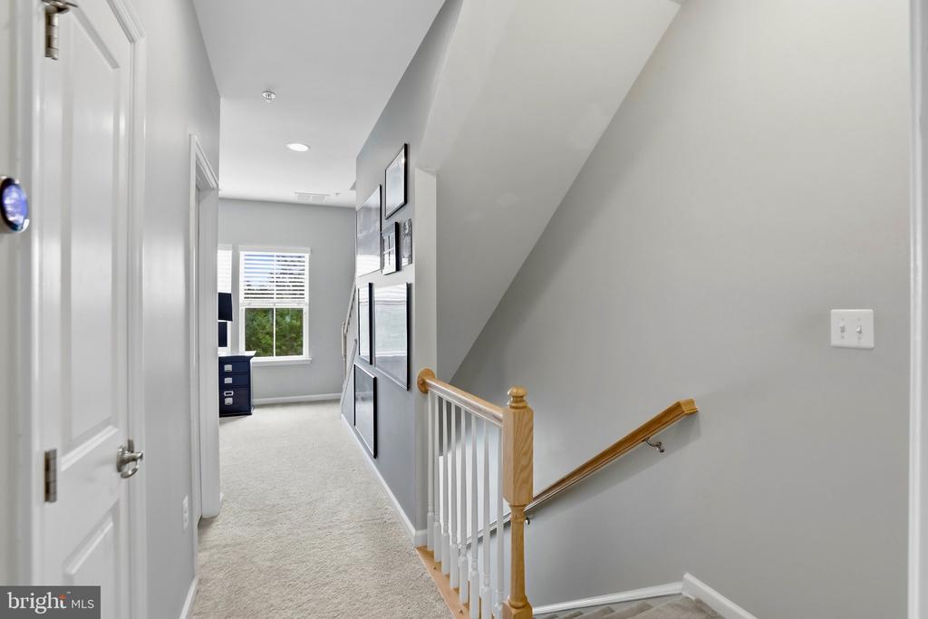 25011 COATS SQUARE