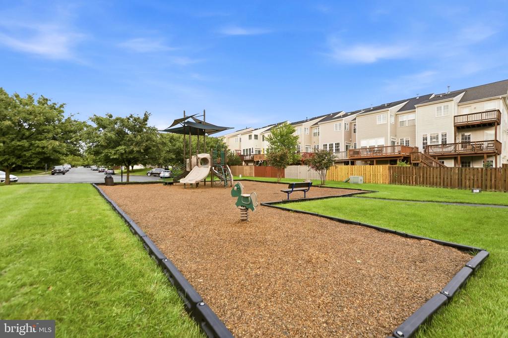 1179 CAMBRIA TERRACE NE