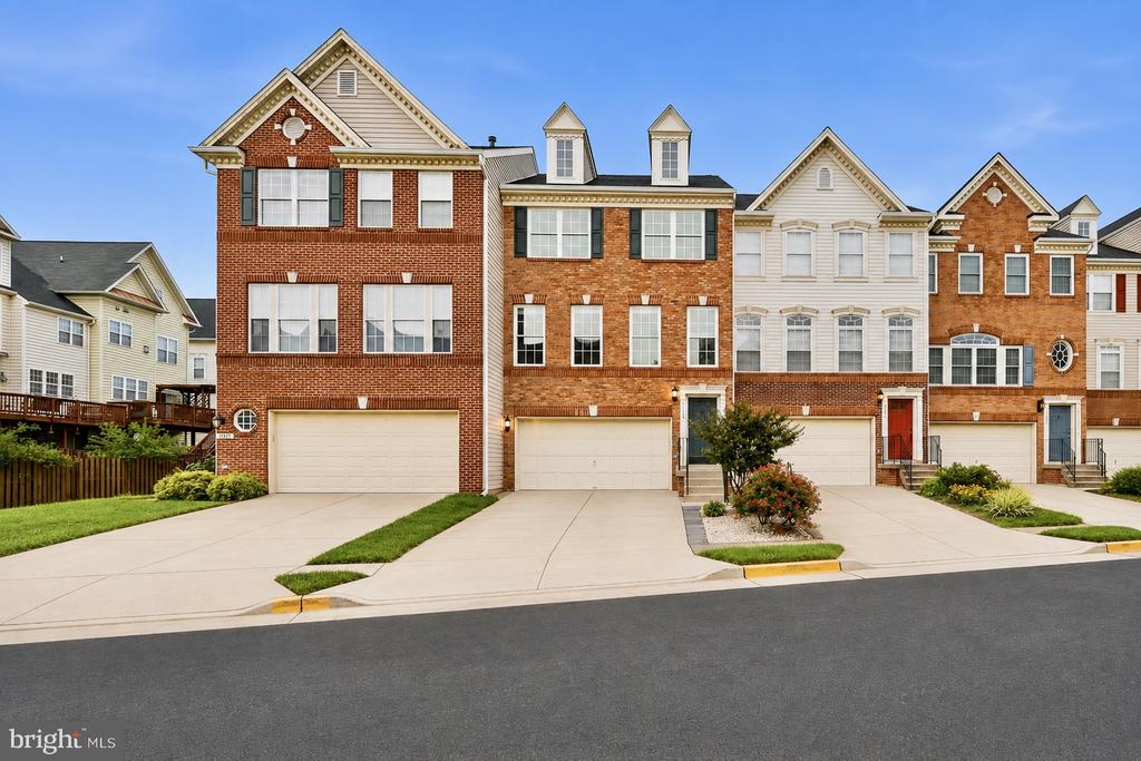 1179 CAMBRIA TERRACE NE