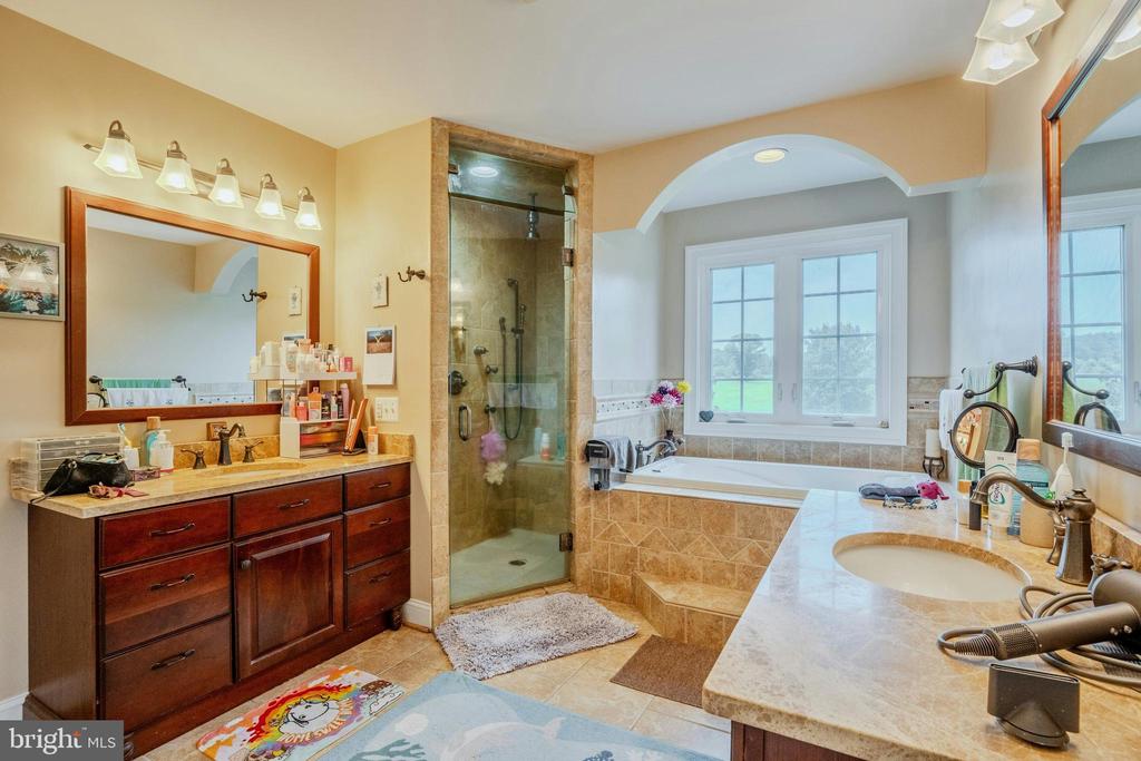 19949 PLEASANT MEADOW LANE