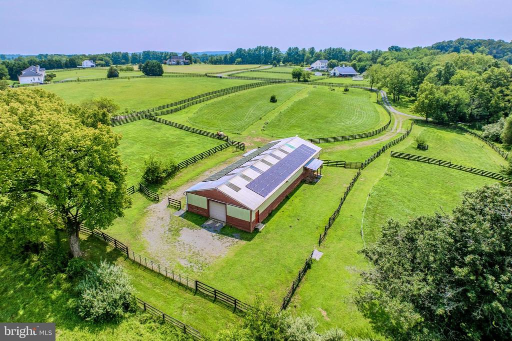 19949 PLEASANT MEADOW LANE