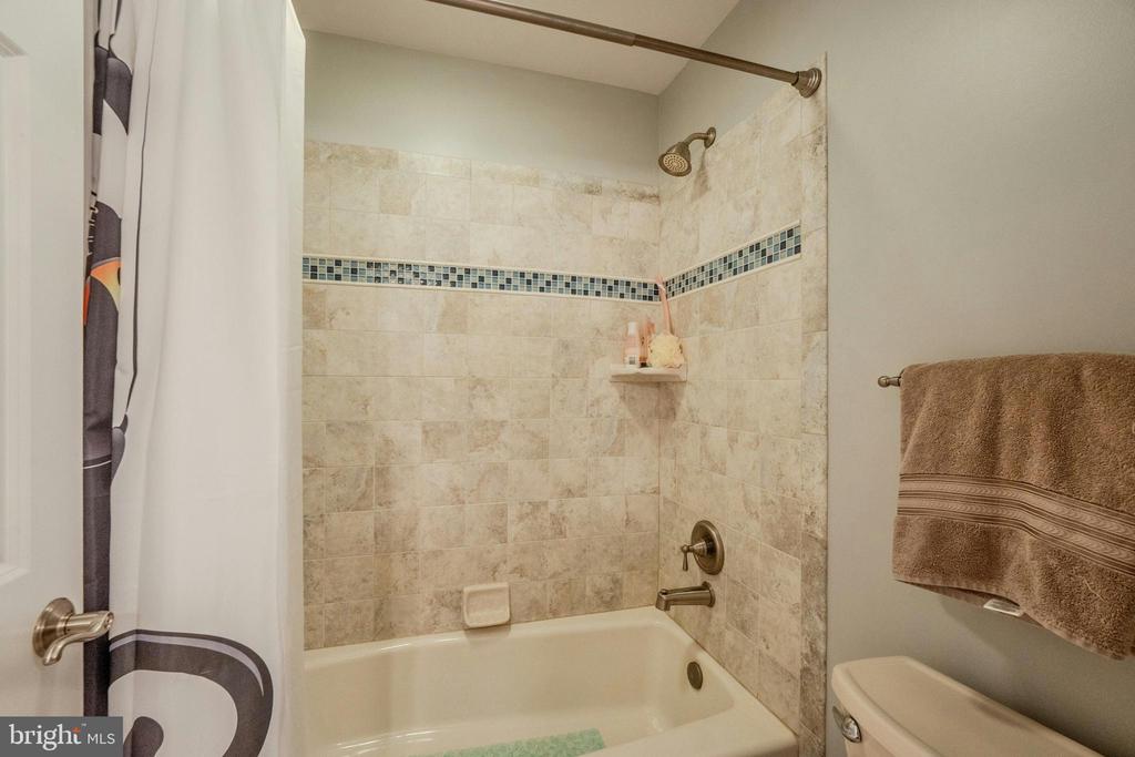19949 PLEASANT MEADOW LANE