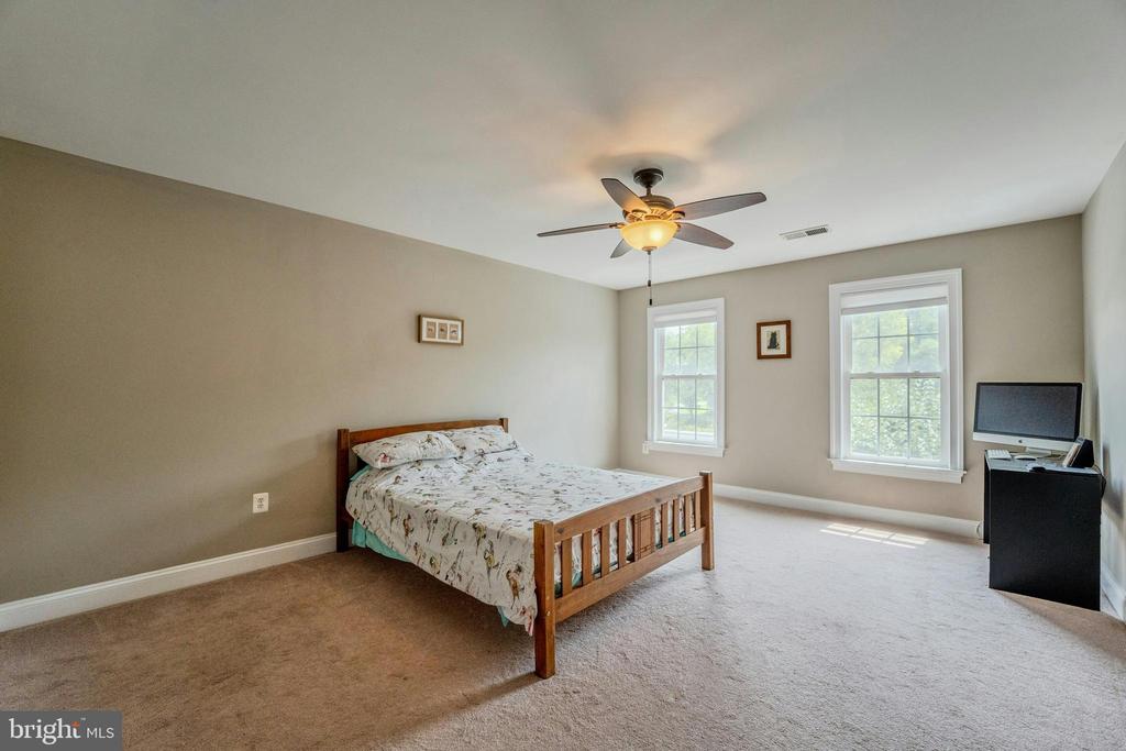 19949 PLEASANT MEADOW LANE