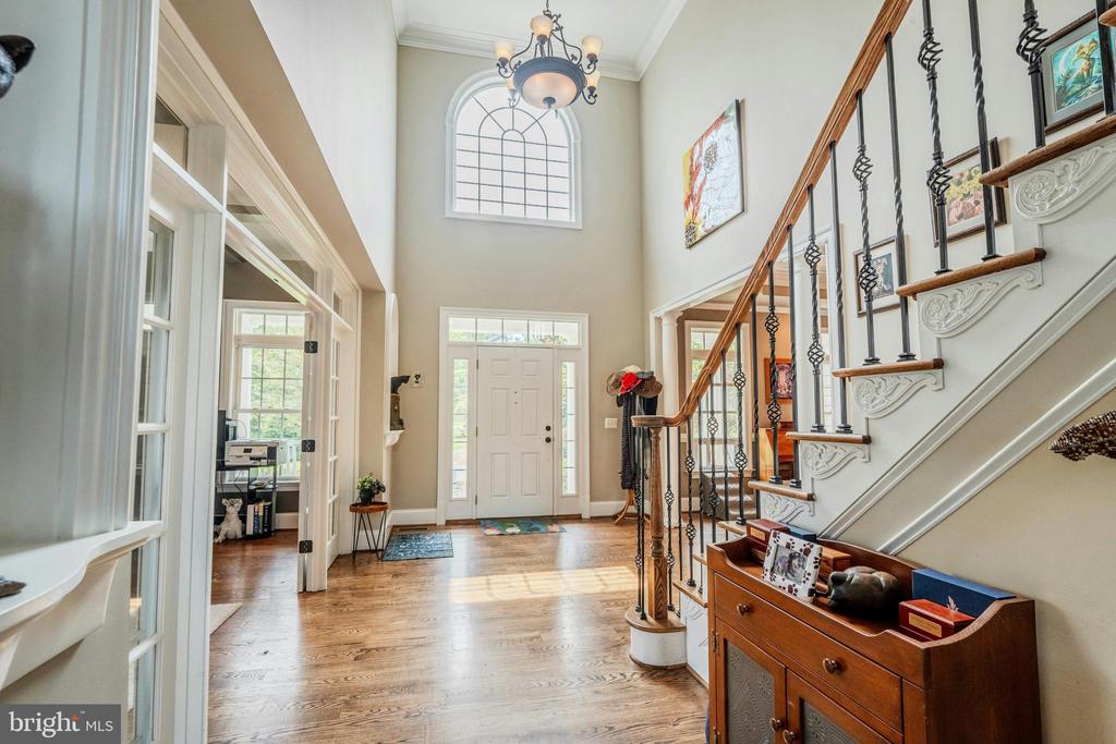 19949 PLEASANT MEADOW LANE