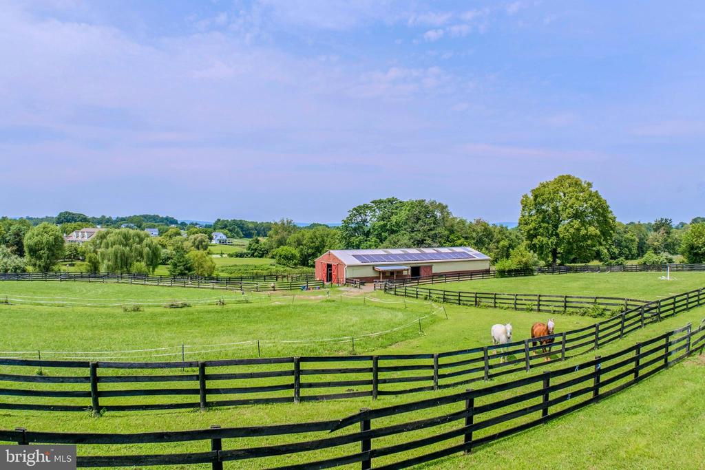 19949 PLEASANT MEADOW LANE