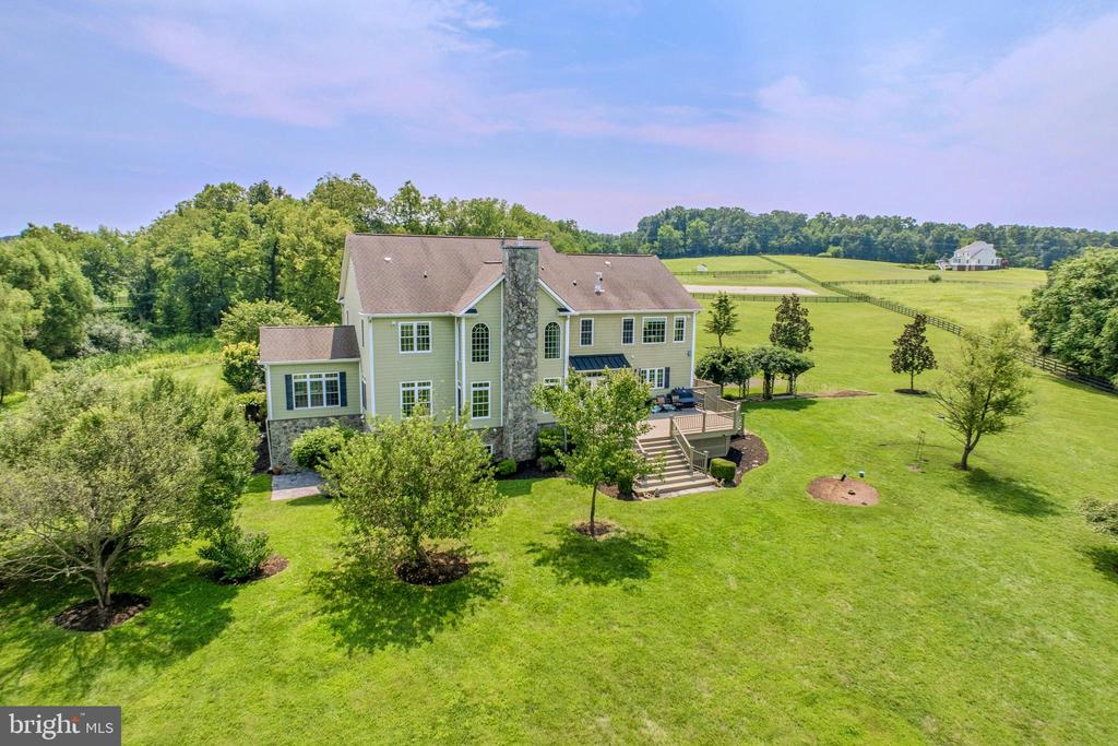 19949 PLEASANT MEADOW LANE