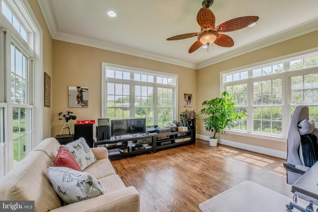 19949 PLEASANT MEADOW LANE