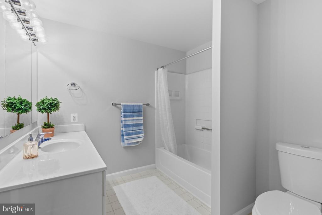 19365 CYPRESS RIDGE TERRACE Unit: 720