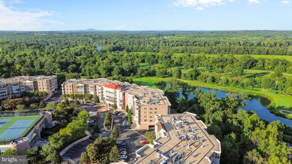 19365 CYPRESS RIDGE TERRACE Unit: 720