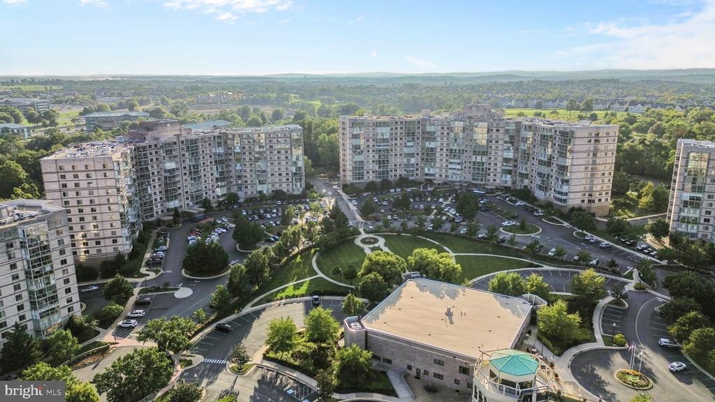 19365 CYPRESS RIDGE TERRACE Unit: 720