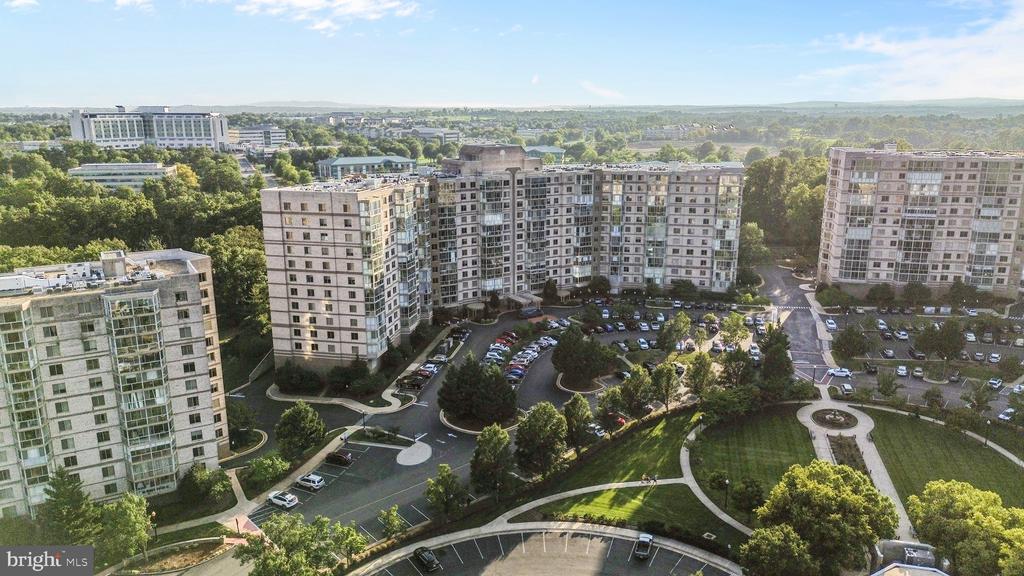 19365 CYPRESS RIDGE TERRACE Unit: 720