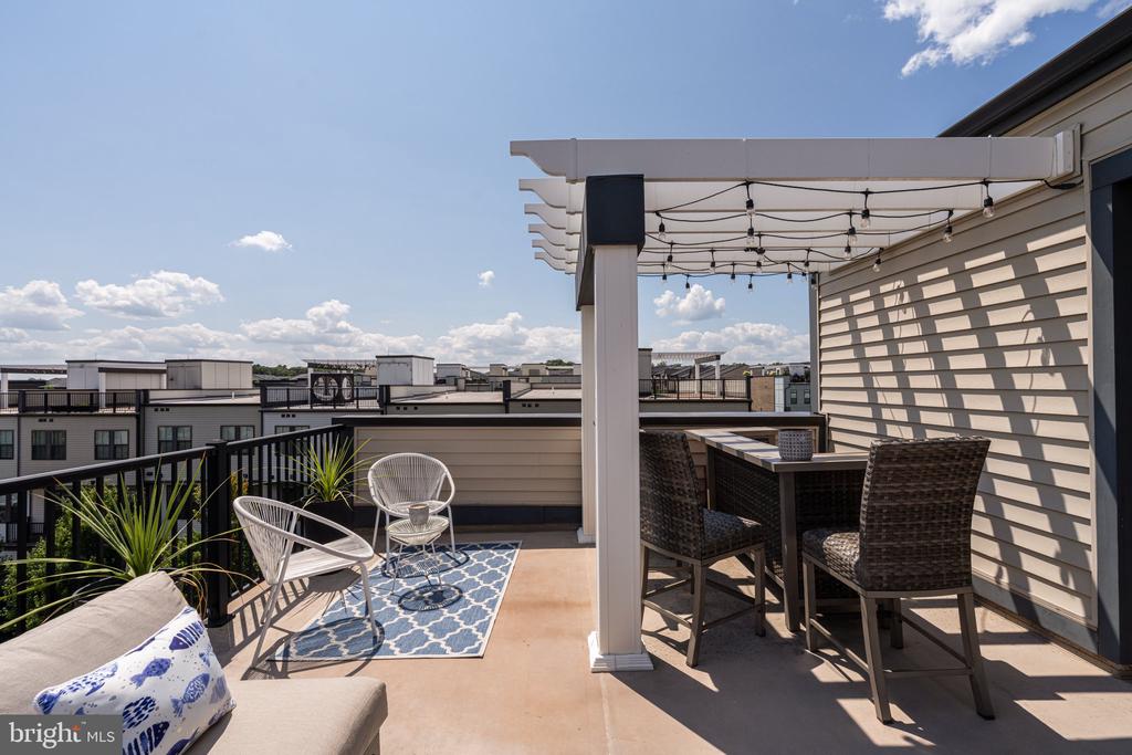 42355 PIPER TERRACE
