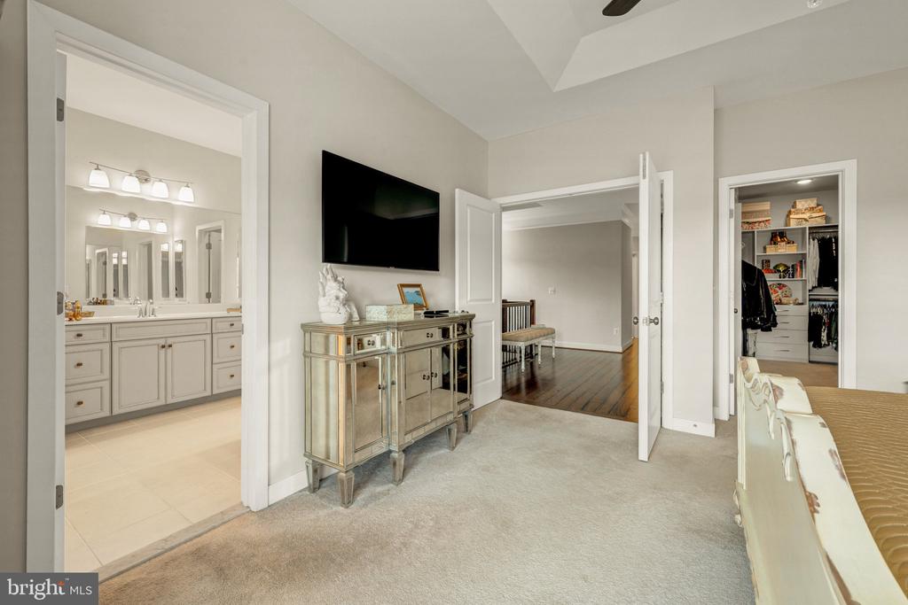 42355 PIPER TERRACE