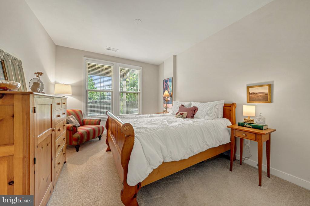 42355 PIPER TERRACE