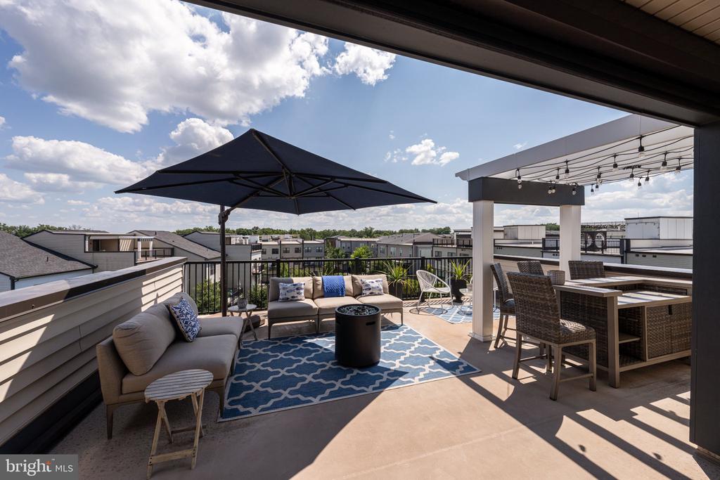 42355 PIPER TERRACE