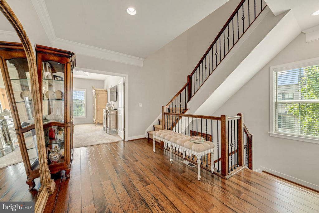 42355 PIPER TERRACE