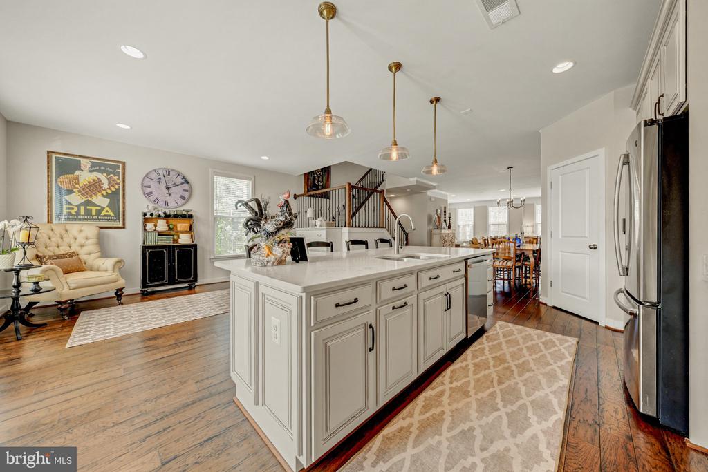 42355 PIPER TERRACE