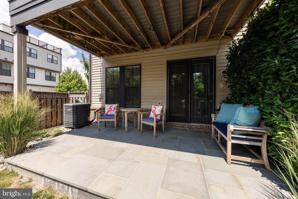 42355 PIPER TERRACE