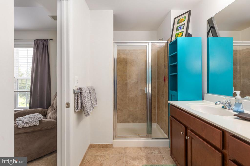 25151 SWEET MYRTLE SQUARE