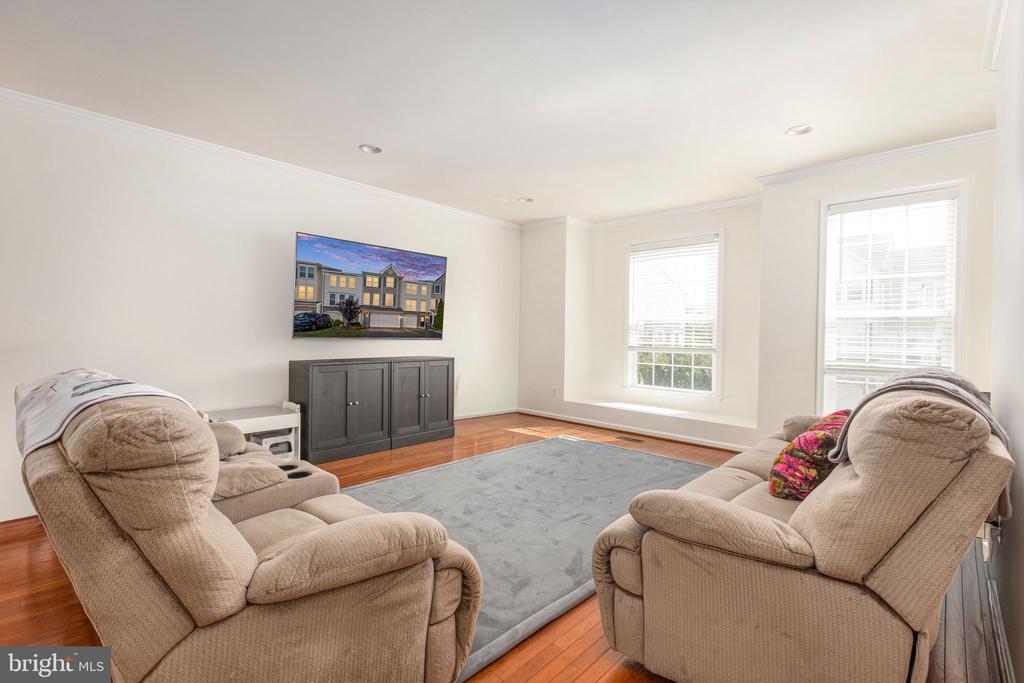 25151 SWEET MYRTLE SQUARE