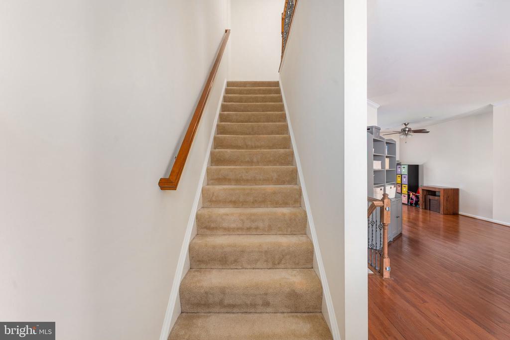 25151 SWEET MYRTLE SQUARE