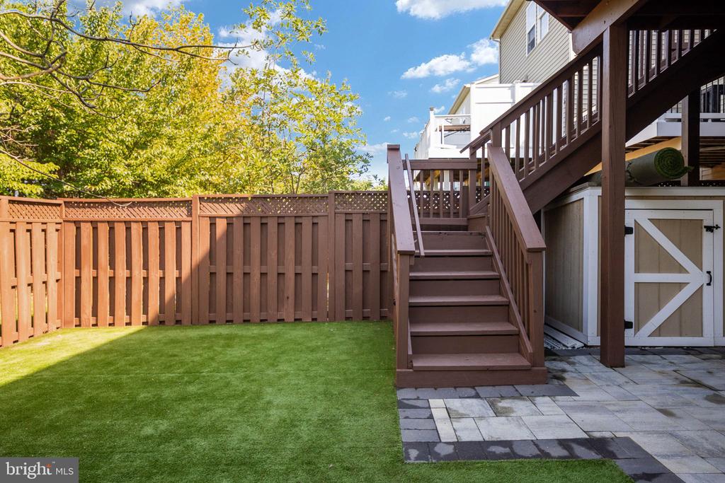 25151 SWEET MYRTLE SQUARE