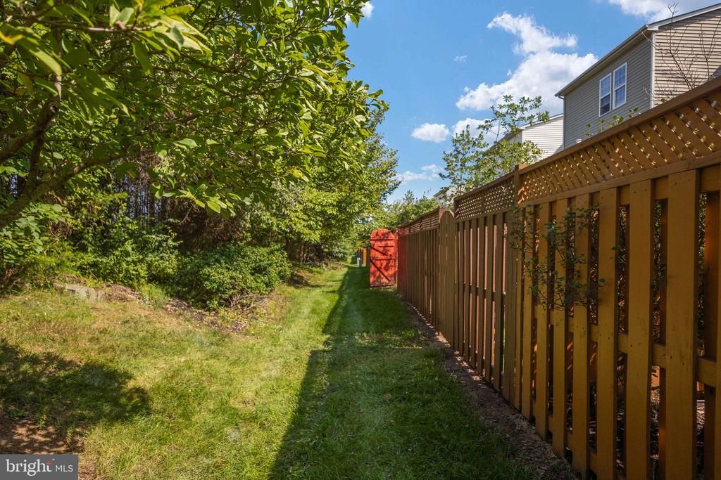 25151 SWEET MYRTLE SQUARE