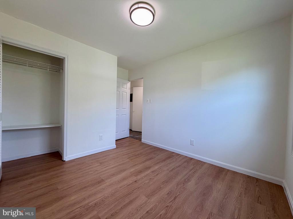 606 W BEECH ROAD W