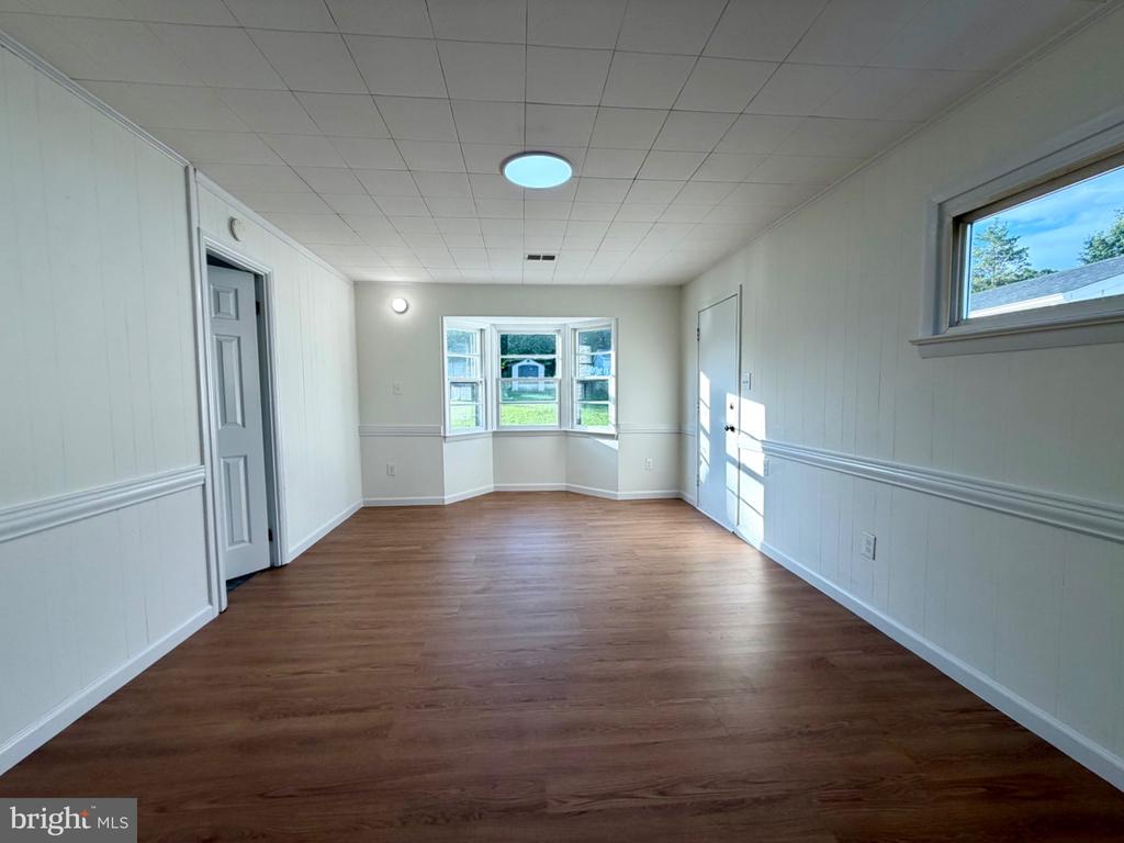 606 W BEECH ROAD W