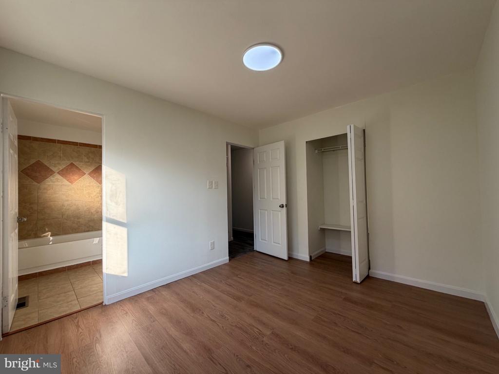 606 W BEECH ROAD W
