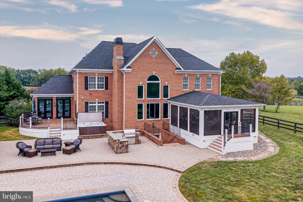 42865 TRAVELERS LANE