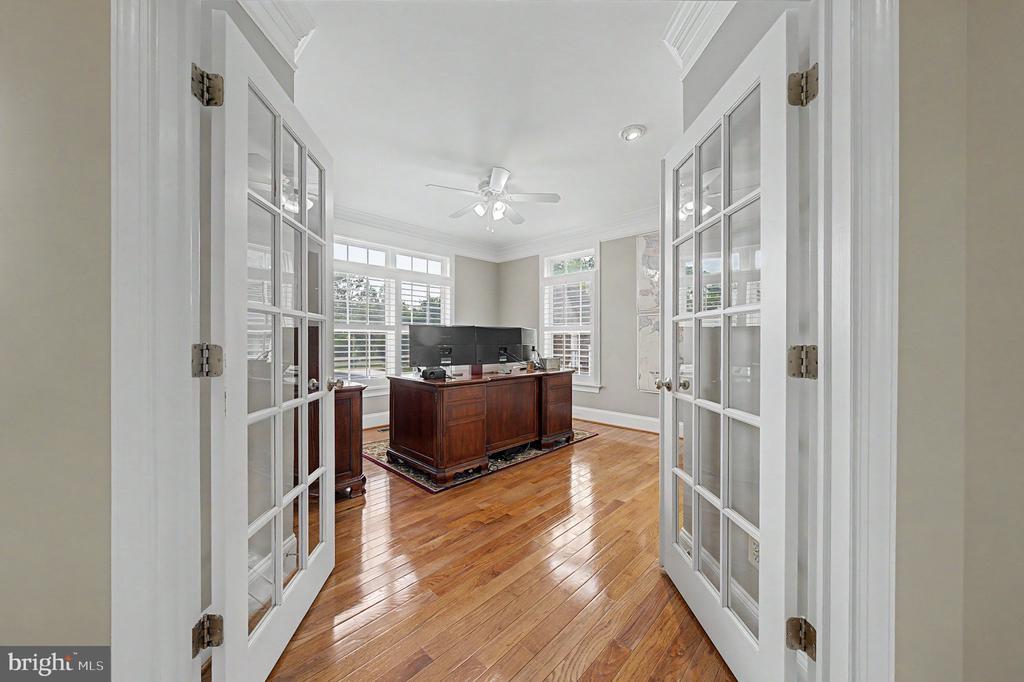 42865 TRAVELERS LANE