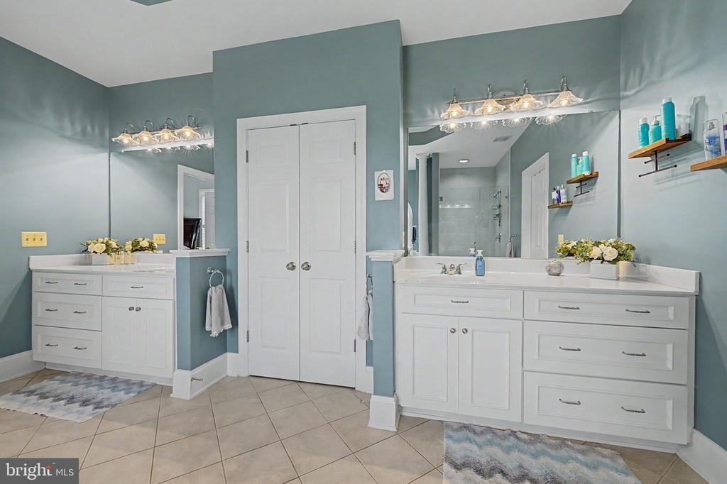 42865 TRAVELERS LANE