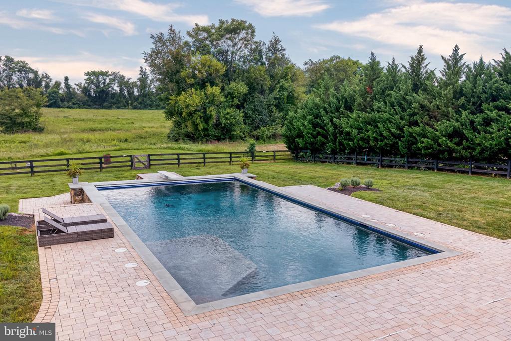 42865 TRAVELERS LANE