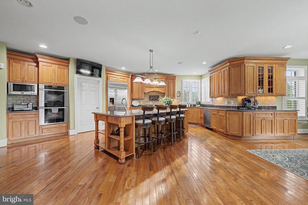 42865 TRAVELERS LANE