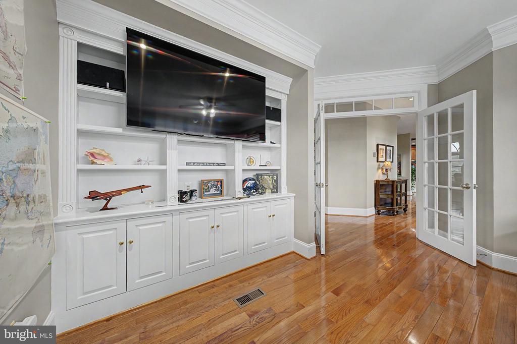 42865 TRAVELERS LANE