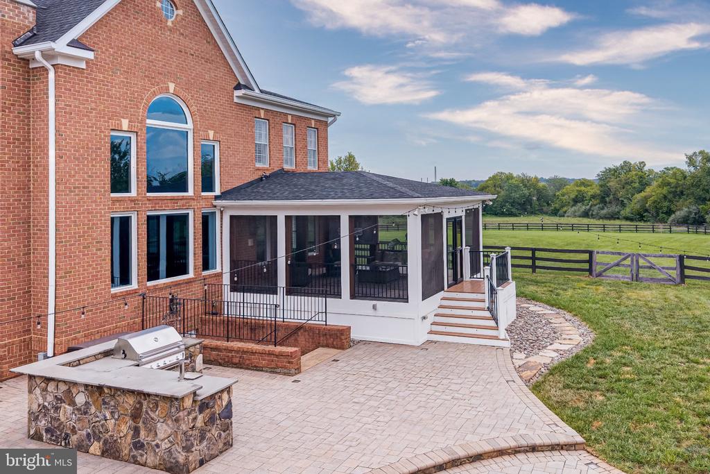42865 TRAVELERS LANE