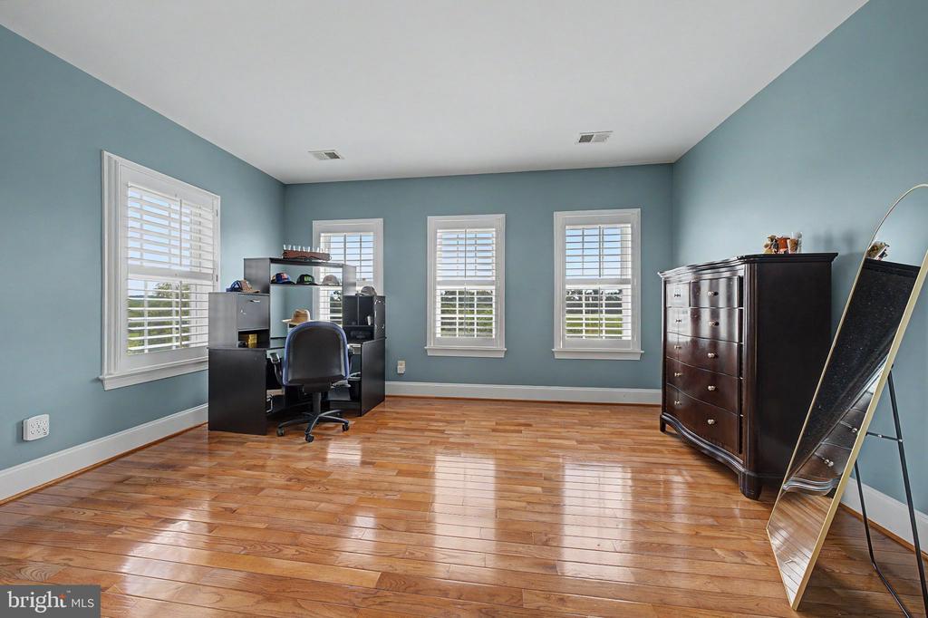 42865 TRAVELERS LANE