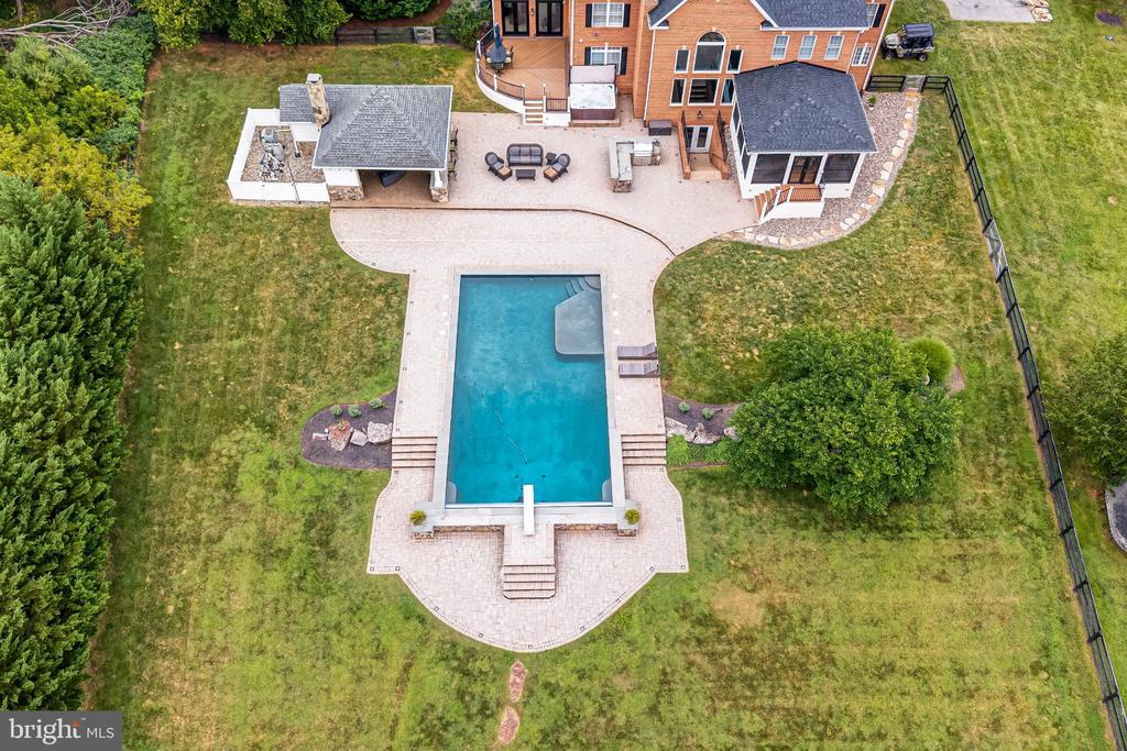 42865 TRAVELERS LANE