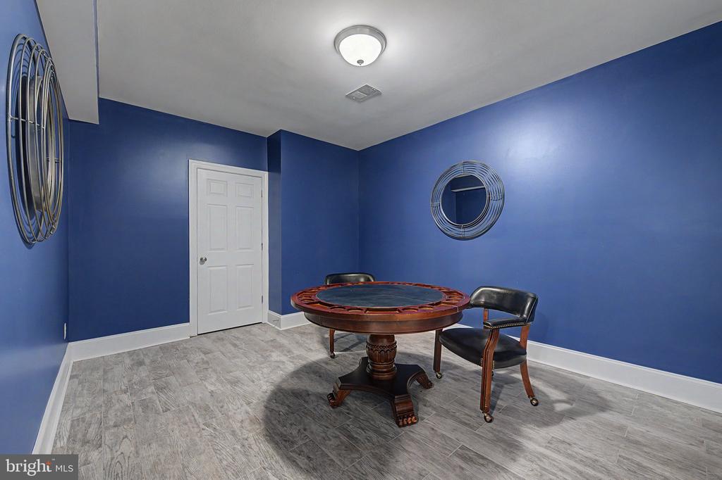 42865 TRAVELERS LANE