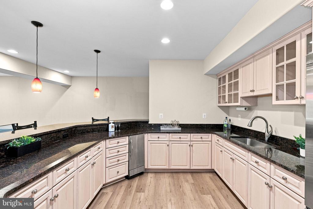 42618 TRAPPE ROCK COURT