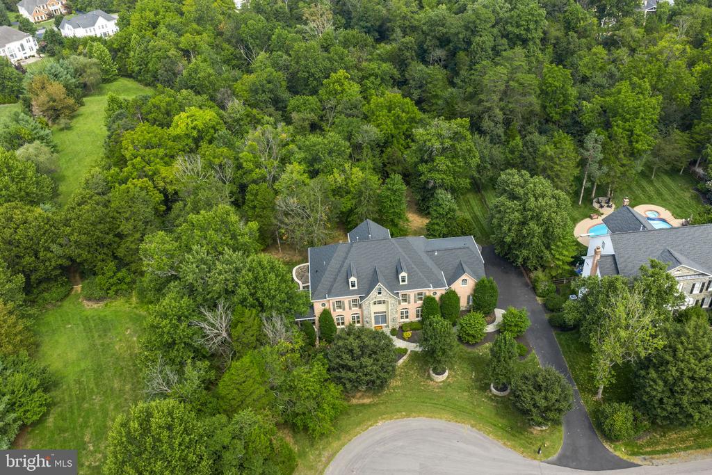 42618 TRAPPE ROCK COURT