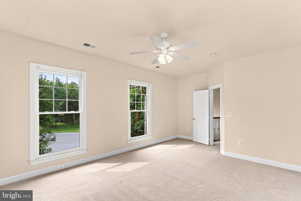 42618 TRAPPE ROCK COURT