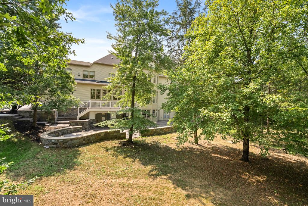 42618 TRAPPE ROCK COURT