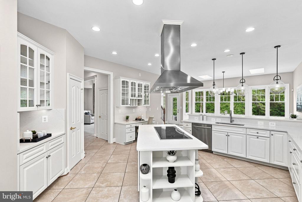 42618 TRAPPE ROCK COURT