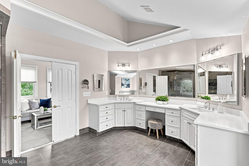 42618 TRAPPE ROCK COURT