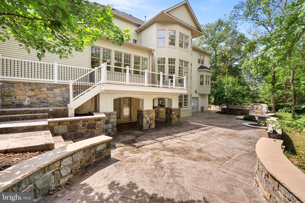 42618 TRAPPE ROCK COURT