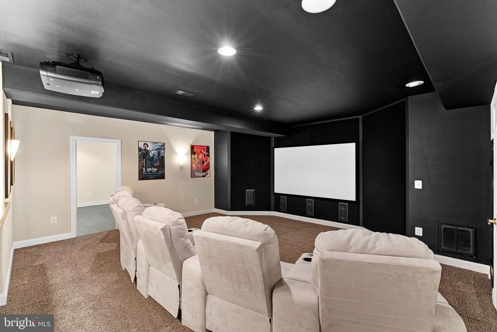 42618 TRAPPE ROCK COURT