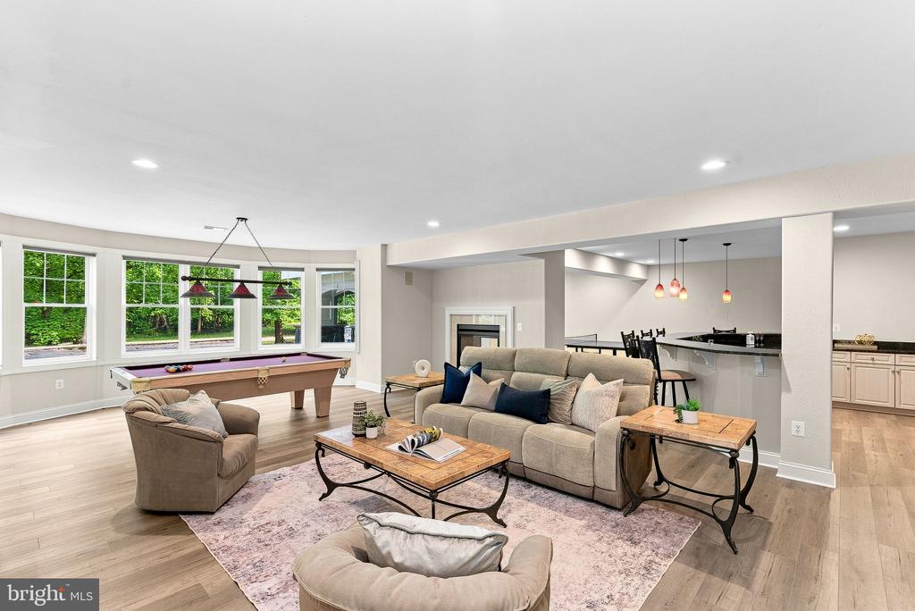 42618 TRAPPE ROCK COURT